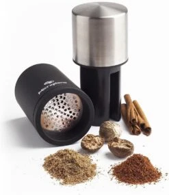 Microplane 48960 Nootmuskaatmolen Zwart/rvs -Kookgerei Koning Verkoop 1040x1200 2