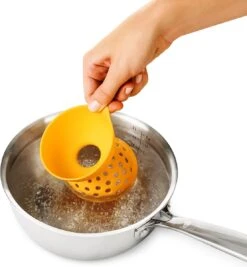 OXO Good Grips Eipocheerder - Set à 2 -Kookgerei Koning Verkoop 1110x1200 2