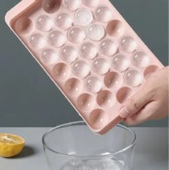Ronde Ijsblokjesvorm Met Deksel - 2 Stuks - 66 Perfect Ronde Mini Ijsblokjes - Roze - ø 1,5cm - Stofvrij - Plooibaar - Bioplastic - Ice Cube - Makkelijk Te Vullen - Zonder Morsen -Kookgerei Koning Verkoop 1188x1200 8