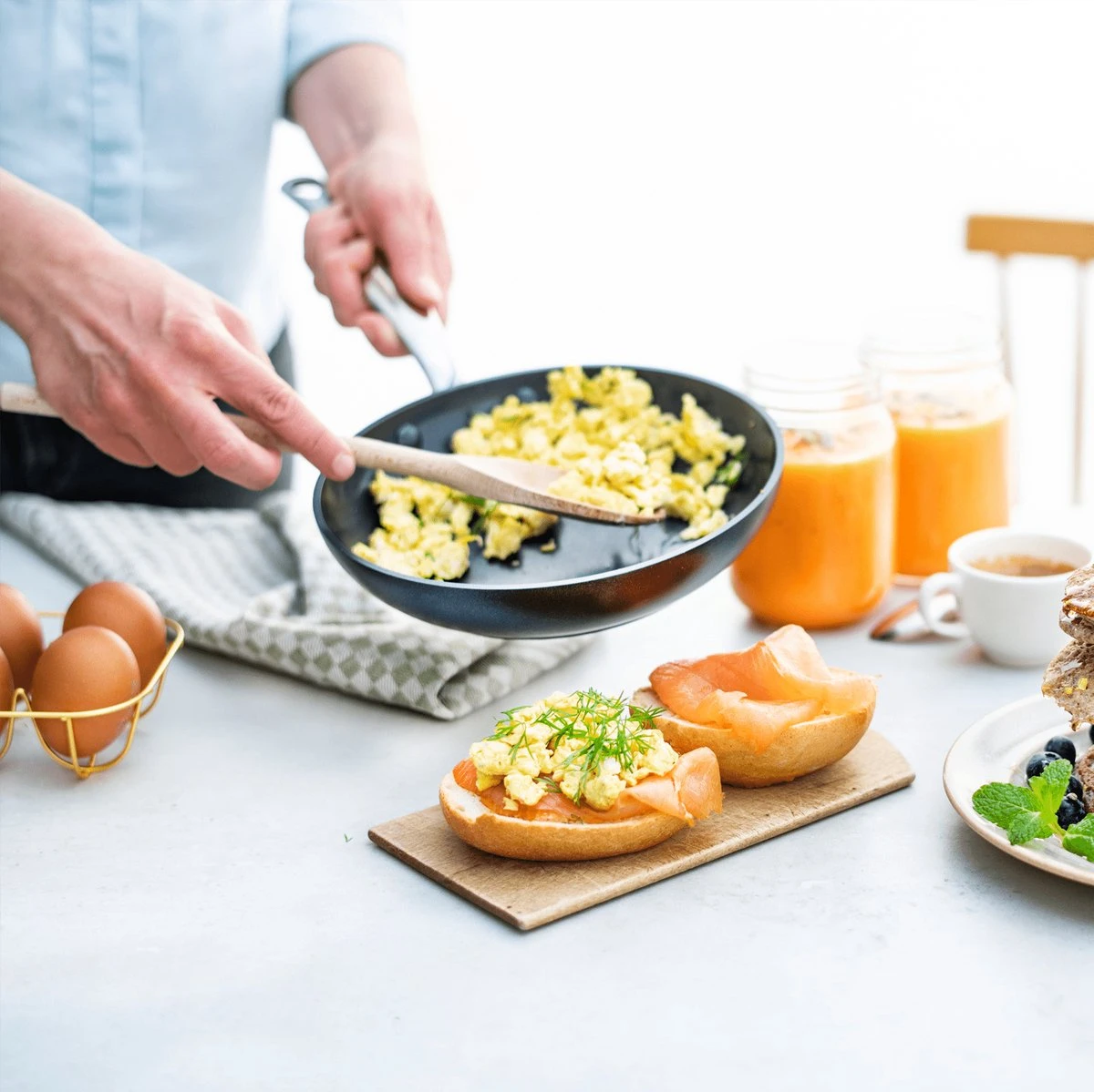 GreenPan Barcelona Infinity Pro Koekenpan 32cm - Zwart - Inductie - PFAS-vrij 14 GreenPan Barcelona Infinity Pro Koekenpan 32cm - Zwart - Inductie - PFAS-vrij - Afbeelding 14