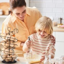 Eiermand – Eierrek – Eierhouder – Eieren – Zwart - Pasen - Tot 40 Eieren - 360° - BAULK® 18 Eiermand – Eierrek – Eierhouder – Eieren – Zwart - Pasen - Tot 40 Eieren - 360° - BAULK® -Kookgerei Koning Verkoop 1200x1200 1210