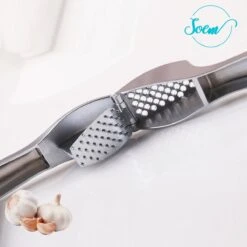 SOEM© Knoflookpers Met Ergonomische Handgreep Ook Geschikt Voor Gember - RVS - Groot Reservoir - Vierkant -Kookgerei Koning Verkoop 1200x1200 1491