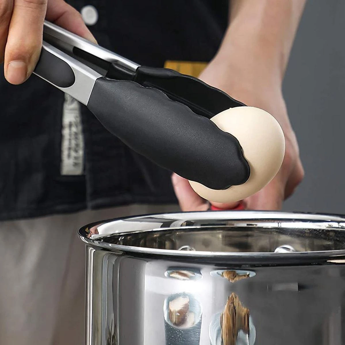 3x Keukentang RVS - Serveertang - BBQ Tang - Barbequetang - Vleestang - 3 Handige Maten - 33 Cm 27 Cm En 20 Cm - Zwart 4 3x Keukentang RVS - Serveertang - BBQ Tang - Barbequetang - Vleestang - 3 Handige Maten - 33 Cm 27 Cm En 20 Cm - Zwart - Afbeelding 4