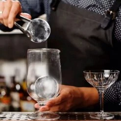 ICYBOY - CLEAR ICE Whiskey IJsbal Maker Kristalhelder - 2.5 Inch - Double Sphere - Cube Mold - Helder Ijs - ClearIce -Kookgerei Koning Verkoop 1200x1200 1626