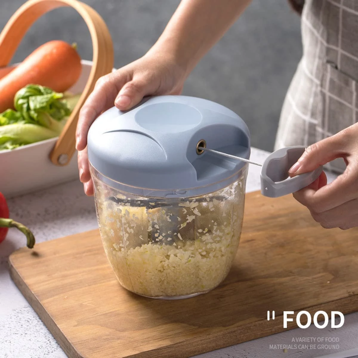 Doogo® Groentesnijder Met Trekkoord – Hakmolen – 900 ML – Groentehakker – Kruidenmolen – Uiensnijder – Pink 2 Doogo® Groentesnijder Met Trekkoord – Hakmolen – 900 ML – Groentehakker – Kruidenmolen – Uiensnijder – Pink - Afbeelding 2