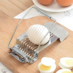 ESTARK Professionele Kwalitatieve Eiersnijder - Egg Slicer - Metalen Snijdraden - Eiersnijder - Metalen Houder - Stalen Eisnijder - Eisnijder - Ei-snijder - Ei Snijder RVS 14 ESTARK Professionele Kwalitatieve Eiersnijder - Egg Slicer - Metalen Snijdraden - Eiersnijder - Metalen Houder - Stalen Eisnijder - Eisnijder - Ei-snijder - Ei Snijder RVS -Kookgerei Koning Verkoop 1200x1200 2003