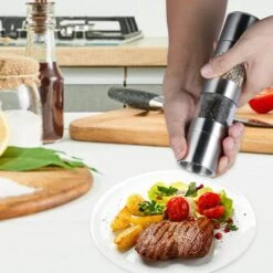 Merkloos Peper- En Zoutmolen- 2 In 1 - RVS - 22 X 5,2 Cm -Kookgerei Koning Verkoop 1200x1200 2301