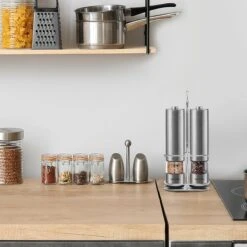 Vivid Green Elektrische Peper En Zoutmolen Set - Zoutstellen - Zoutmolen - Kruidenmolen - Zout En Pepermolen Set - Incl. Houder - RVS -Kookgerei Koning Verkoop 1200x1200 2354