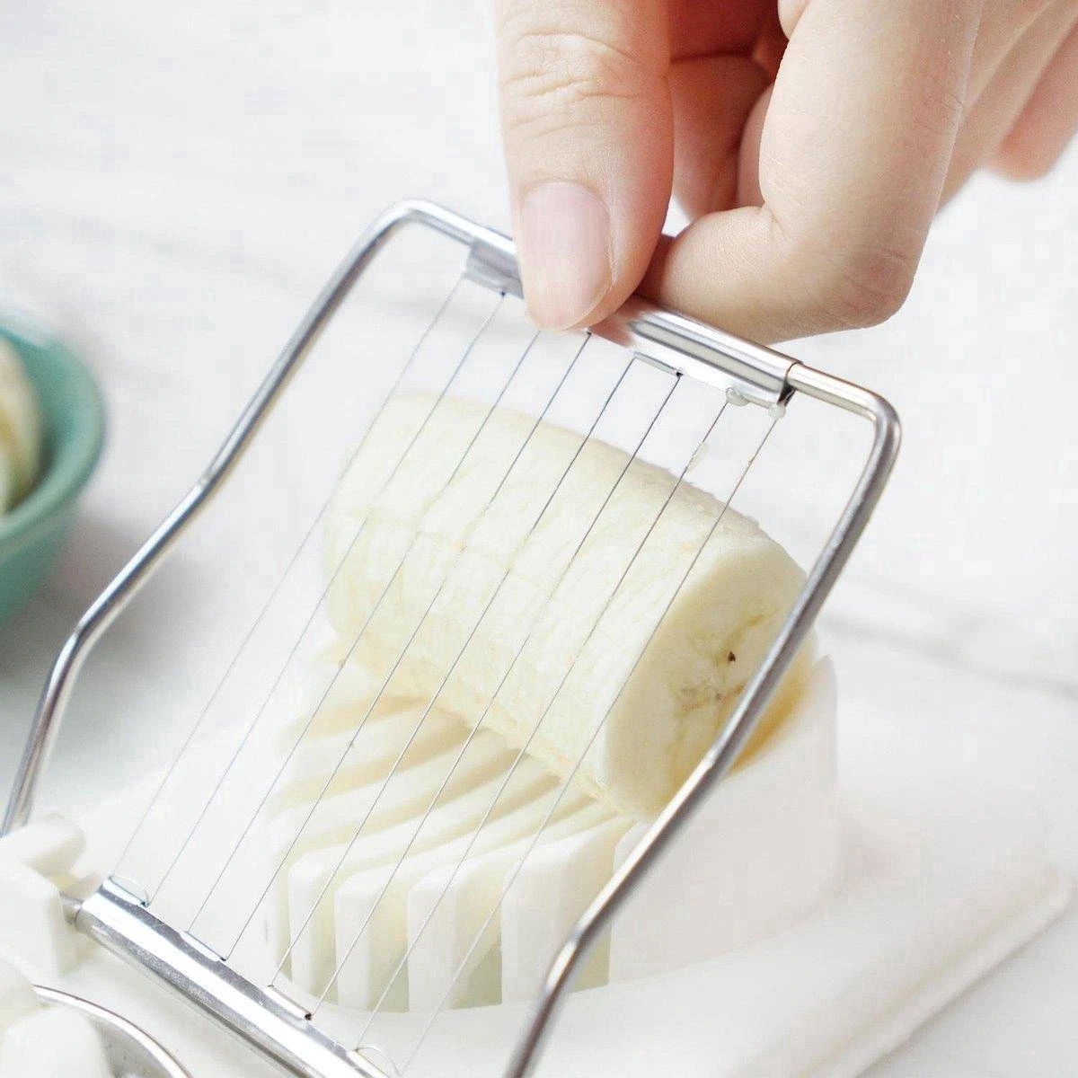 IGOODS Professionele Eiersnijder - Egg Slicer - Metalen Snijdraden - Eiersnijder - Sterke Houder - Stalen Eisnijder - Eisnijder - Ei-snijder - Ei Snijder - Drie Kleuren- Bordeaux 3 IGOODS Professionele Eiersnijder - Egg Slicer - Metalen Snijdraden - Eiersnijder - Sterke Houder - Stalen Eisnijder - Eisnijder - Ei-snijder - Ei Snijder - Drie Kleuren- Bordeaux - Afbeelding 3