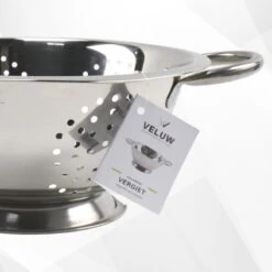 Veluw Vergiet Op Voet - 2 Grepen - Ø24 X (H)11cm - Vergiet RVS - Keukengerei - Zeven -Kookgerei Koning Verkoop 1200x1200 3257