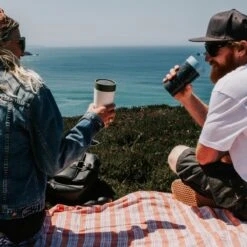 Circular & Co - Travel Mug - Koffiebeker To Go - Coffee To Go Beker - 340 Ml - Crème - Zwart - 12oz - Duurzaam -Kookgerei Koning Verkoop 1200x1200 344