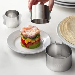 MikaMax Verstelbare Kookringen - Verstelbare Voedselringen - Bakringen - Garneerringen - Verbeter Je Kookkunsten - RVS - Vaatwasser Bestendig - Set Van 3