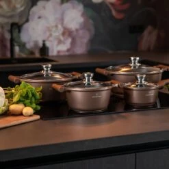 Herenthal Inductie Pannenset- Luxe 10-delige Koekenpannenset - Voor Alle Warmtebronnen - Met Glazen Deksels - Koper 18 Herenthal Inductie Pannenset- Luxe 10-delige Koekenpannenset - Voor Alle Warmtebronnen - Met Glazen Deksels - Koper -Kookgerei Koning Verkoop 1200x1200 3855