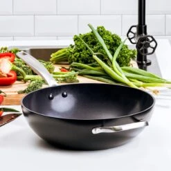 GreenPan Copenhagen Wok Met Extra Handvat 30cm/4.8L 30 GreenPan Copenhagen Wok Met Extra Handvat 30cm/4.8L -Kookgerei Koning Verkoop 1200x1200 3902