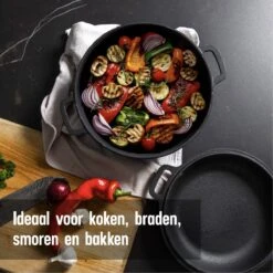 Daumonet Ducasse Gietijzeren Double Use Braadpan - Combi Sudderpan Zwart - 2-in-1 Bak- En Braadpan - PFAS & PFOA Vrij - Rond - Ø 26 Cm - 4,4 Liter - Emaille - Alle Warmtebronnen - Elektrisch - Gas - Halogeen - Inductie - Keramisch 13 Daumonet Ducasse Gietijzeren Double Use Braadpan - Combi Sudderpan Zwart - 2-in-1 Bak- En Braadpan - PFAS & PFOA Vrij - Rond - Ø 26 Cm - 4,4 Liter - Emaille - Alle Warmtebronnen - Elektrisch - Gas - Halogeen - Inductie - Keramisch -Kookgerei Koning Verkoop 1200x1200 4073