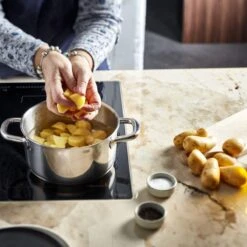 Demeyere Classico 3 Kookpan – Met Deksel – Inductie – RVS – 20 Cm – 3L -Kookgerei Koning Verkoop 1200x1200 4171