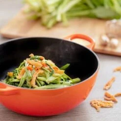 Le Creuset Wokpan / Balti Dish - Mat Zwart - ø 24 Cm / 2.7 Liter - Geëmailleerde Anti-aanbaklaag 12 Le Creuset Wokpan / Balti Dish - Mat Zwart - ø 24 Cm / 2.7 Liter - Geëmailleerde Anti-aanbaklaag -Kookgerei Koning Verkoop 1200x1200 4292