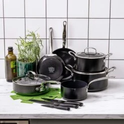 GreenPan Barcelona Infinity Pro Koekenpannenset - 3-delig - Zwart - Inductie - PFAS-vrij 27 GreenPan Barcelona Infinity Pro Koekenpannenset - 3-delig - Zwart - Inductie - PFAS-vrij -Kookgerei Koning Verkoop 1200x1200 4591