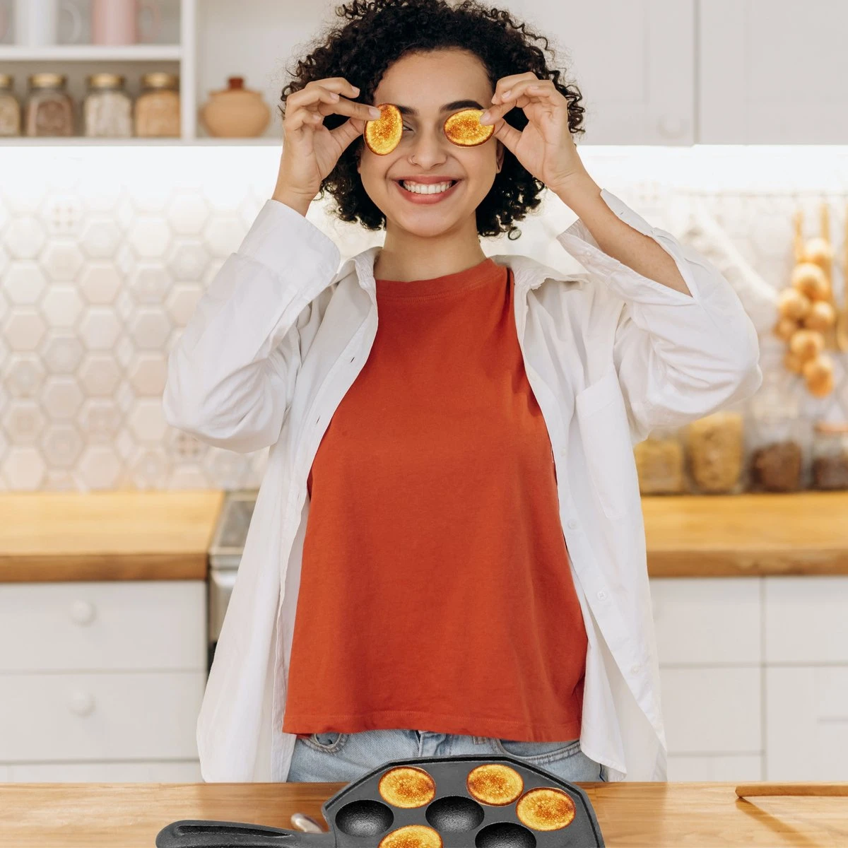 Home&House Poffertjespan Set - Zwart - Poffertjesmaker - Inductie - Gas - Poffertjes - Prik Vork - Kwast - Gietijzer - Poffertjesplaat - Poffertjespannen 5 Home&House Poffertjespan Set - Zwart - Poffertjesmaker - Inductie - Gas - Poffertjes - Prik Vork - Kwast - Gietijzer - Poffertjesplaat - Poffertjespannen - Afbeelding 5