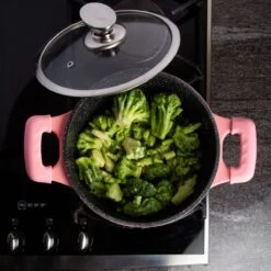 Royalty Line Inductie Pannenset - Luxe 14-delige Pannenset Marmeren Coating - Pannen Met Afneembare Handvaten - Oven-Ready - PFAS-Vrij - Voor Alle Warmtebronnen - Afneembare Koudgrepen - Antiaanbaklaag - Koekenpan Met Glazen Deksels - Roze -Kookgerei Koning Verkoop 1200x1200 4666