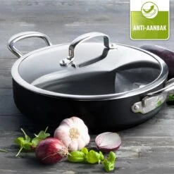 GreenPan Barcelona Infinity Pro Hapjespan Met Deksel 30cm - Zwart - Inductie - PFAS-vrij 17 GreenPan Barcelona Infinity Pro Hapjespan Met Deksel 30cm - Zwart - Inductie - PFAS-vrij -Kookgerei Koning Verkoop 1200x1200 4814