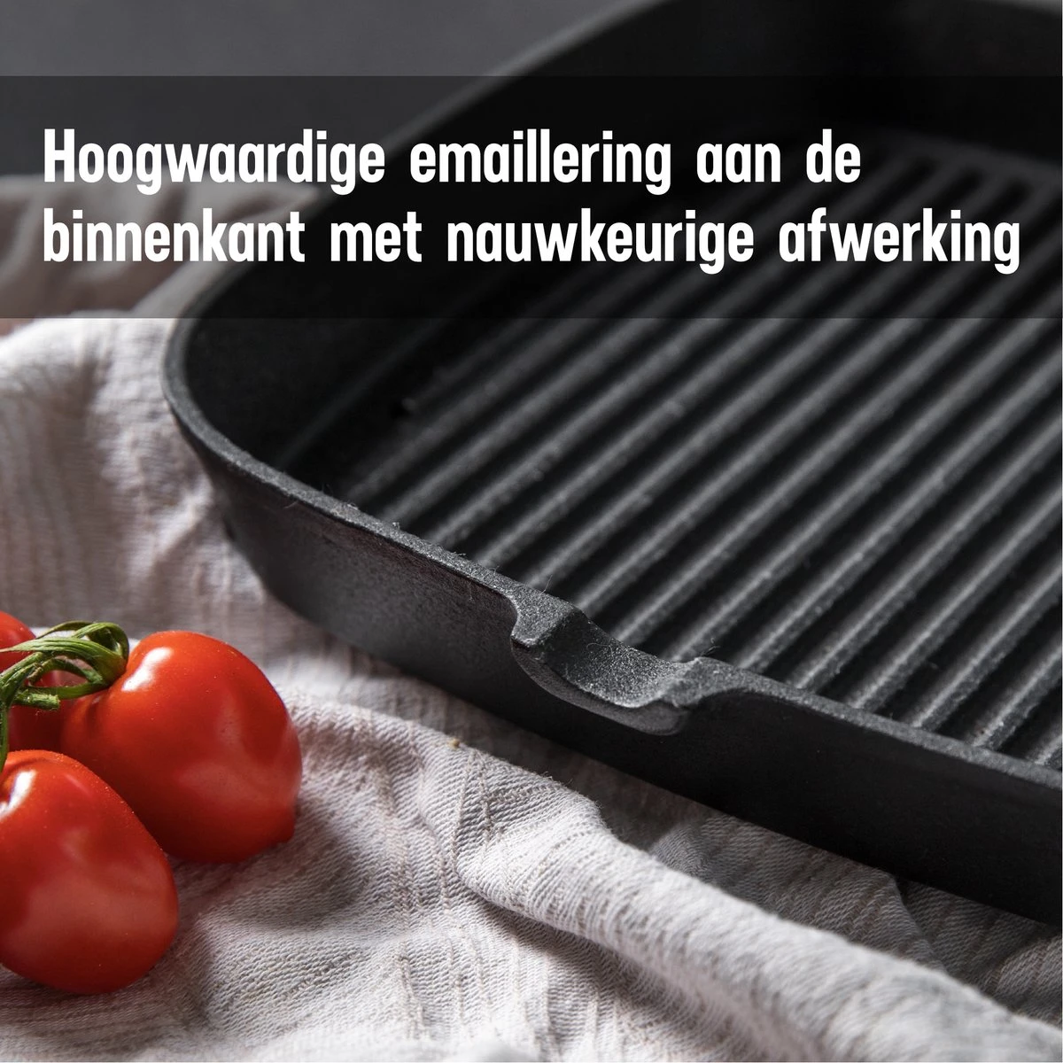 Daumonet Auguste Noir Gietijzeren Grillpan - Steakpan Zwart - PFAS & PFOA Vrij - Vierkant Met Schenktuit - 23,5 Cm - 2 Liter - Emaille - Alle Warmtebronnen - Elektrisch - Gas - Halogeen - Inductie - Keramisch 6 Daumonet Auguste Noir Gietijzeren Grillpan - Steakpan Zwart - PFAS & PFOA Vrij - Vierkant Met Schenktuit - 23,5 Cm - 2 Liter - Emaille - Alle Warmtebronnen - Elektrisch - Gas - Halogeen - Inductie - Keramisch - Afbeelding 6
