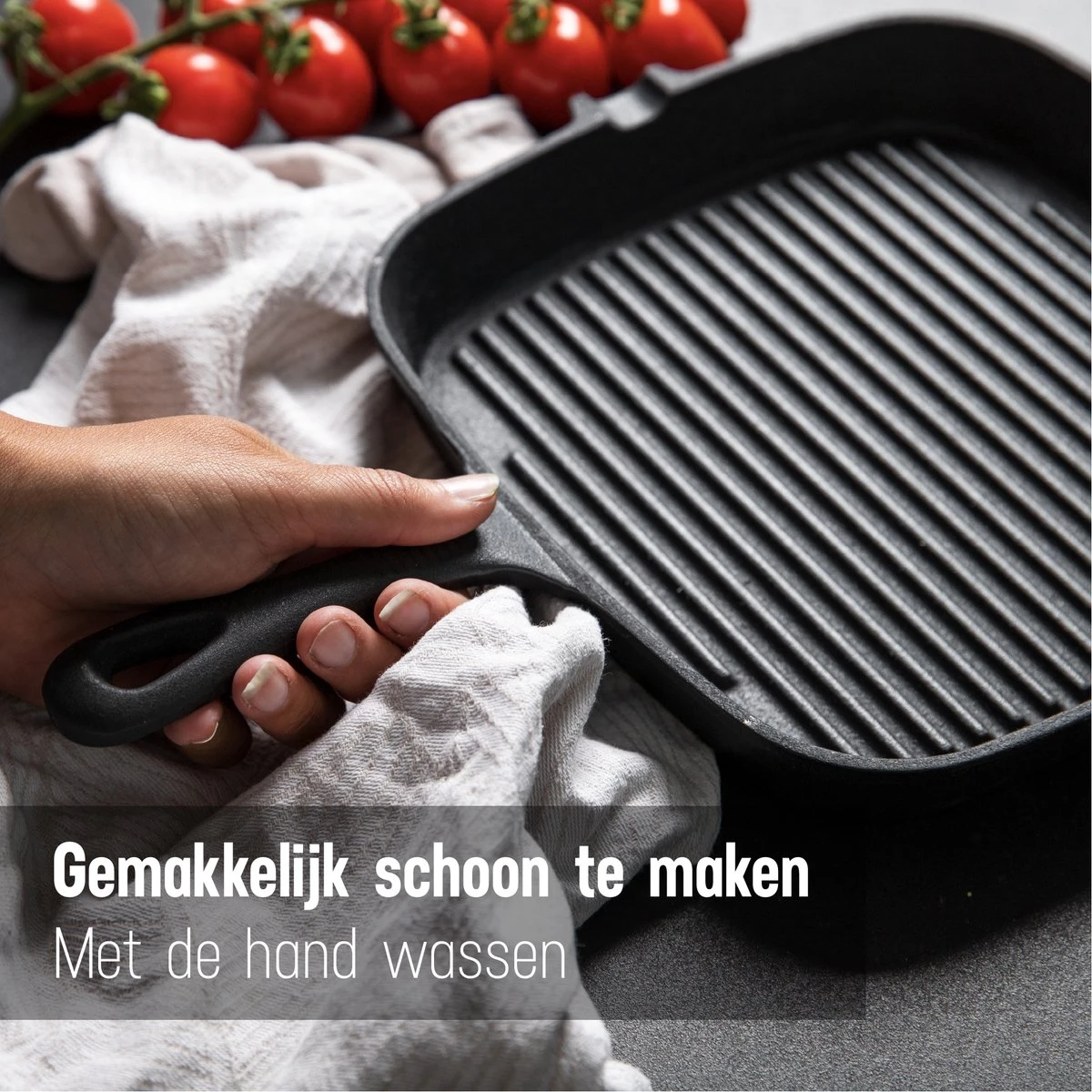 Daumonet Auguste Noir Gietijzeren Grillpan - Steakpan Zwart - PFAS & PFOA Vrij - Vierkant Met Schenktuit - 23,5 Cm - 2 Liter - Emaille - Alle Warmtebronnen - Elektrisch - Gas - Halogeen - Inductie - Keramisch 7 Daumonet Auguste Noir Gietijzeren Grillpan - Steakpan Zwart - PFAS & PFOA Vrij - Vierkant Met Schenktuit - 23,5 Cm - 2 Liter - Emaille - Alle Warmtebronnen - Elektrisch - Gas - Halogeen - Inductie - Keramisch - Afbeelding 7