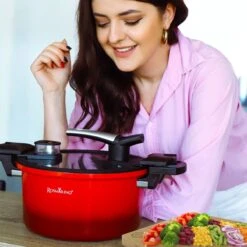 Rosmarino - Snelkookpan Met Glazen Deksel - Zwart - Ø24cm - 5 Liter - 100% PFAS & PFOA Vrij - Aluminium - Pressure Cooker - Non-stick Minerale Coating - Ergonomische Handgrepen - Geschikt Voor Alle Warmtebronnen 23 Rosmarino - Snelkookpan Met Glazen Deksel - Zwart - Ø24cm - 5 Liter - 100% PFAS & PFOA Vrij - Aluminium - Pressure Cooker - Non-stick Minerale Coating - Ergonomische Handgrepen - Geschikt Voor Alle Warmtebronnen -Kookgerei Koning Verkoop 1200x1200 5214