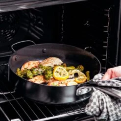 GreenPan Copenhagen Stoofpan Met Deksel En Extra Handvat 28cm/4.3L 29 GreenPan Copenhagen Stoofpan Met Deksel En Extra Handvat 28cm/4.3L -Kookgerei Koning Verkoop 1200x1200 5231