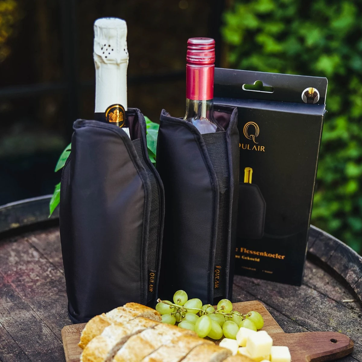 Qulair Wijnkoeler - Luxe Wijnkoeler - Rekbare Flessenkoeler Voor De Meeste Flesformaten - Active Wijnkoeler Hoes - Kerstcadeau Voor Volwassenen - Kerstkado - Zwart 6 Qulair Wijnkoeler - Luxe Wijnkoeler - Rekbare Flessenkoeler Voor De Meeste Flesformaten - Active Wijnkoeler Hoes - Kerstcadeau Voor Volwassenen - Kerstkado - Zwart - Afbeelding 6