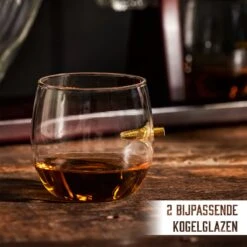 Whisiskey Whiskey Karaf - AK-47 - Luxe Whisky Karaf Set - 1 L - Decanteer Karaf - Whiskey Set - Incl. 4 RVS Whiskey Stones, Schenktuit & 2 Whiskey Glazen - Peaky Blinders - Cadeau Voor Man & Vrouw 12 Whisiskey Whiskey Karaf - AK-47 - Luxe Whisky Karaf Set - 1 L - Decanteer Karaf - Whiskey Set - Incl. 4 RVS Whiskey Stones, Schenktuit & 2 Whiskey Glazen - Peaky Blinders - Cadeau Voor Man & Vrouw -Kookgerei Koning Verkoop 1200x1200 5489