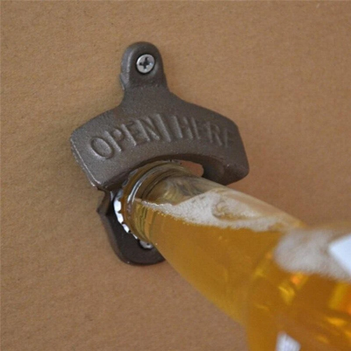 Merkloos Bierfles Opener Kroonkurk Flessen Flesopener Voor Aan Muur Wand. 1 Merkloos Bierfles Opener Kroonkurk Flessen Flesopener Voor Aan Muur Wand.
