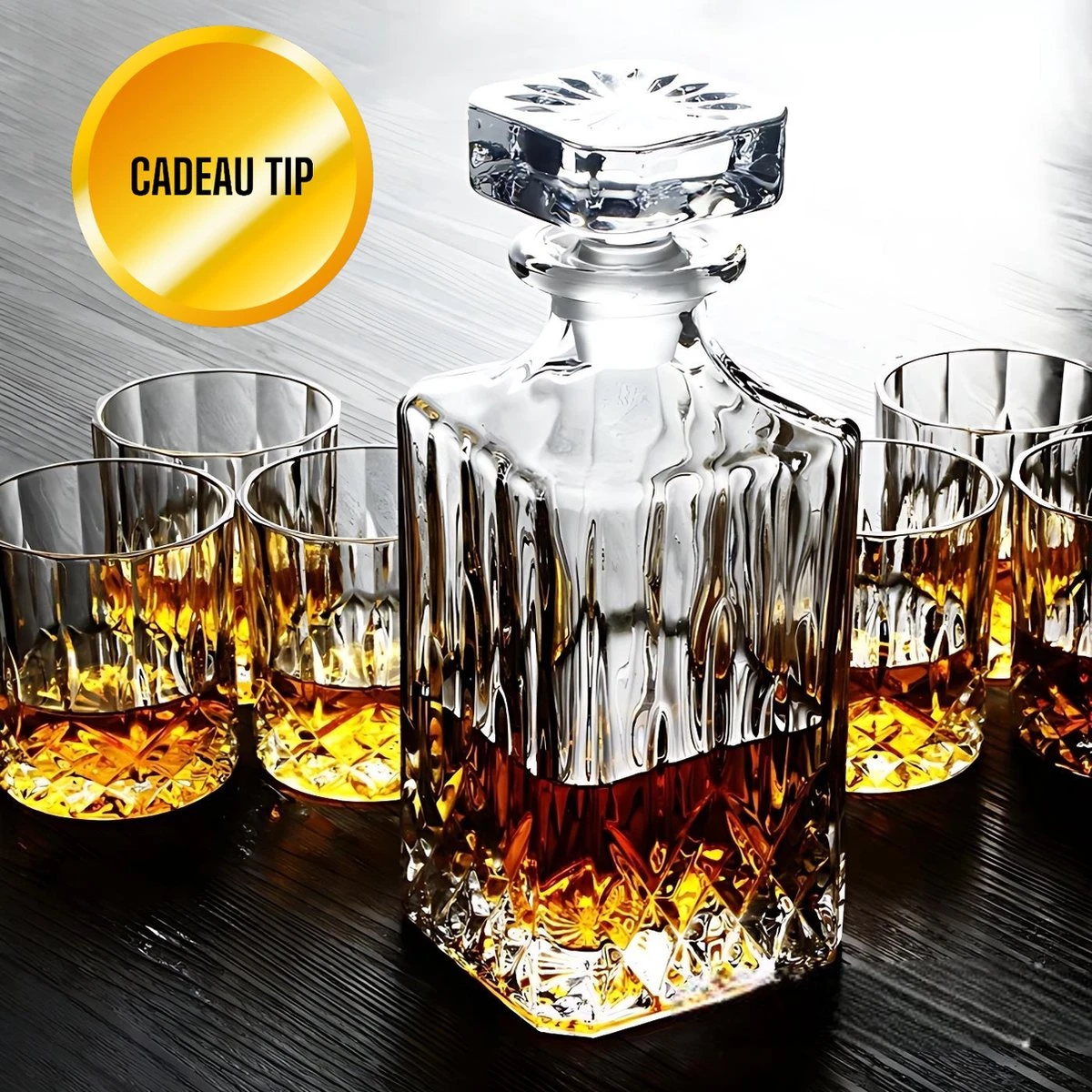 Whiskey Set - Whiskey Karaf - Whiskey Glazen - Karaf - Met 4 Glazen 1 Whiskey Set - Whiskey Karaf - Whiskey Glazen - Karaf - Met 4 Glazen