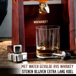 Whisiskey Whiskey Karaf - Luxe Whisky Karaf Set Zeilschip - 1L - Decanteer Karaf - Zeilboot - Whiskey Set - Incl. 4 Whiskey Stones, Schenktuit, Tap & 2 Whiskey Glazen - Peaky Blinders - Cadeau Voor Man & Vrouw 10 Whisiskey Whiskey Karaf - Luxe Whisky Karaf Set Zeilschip - 1L - Decanteer Karaf - Zeilboot - Whiskey Set - Incl. 4 Whiskey Stones, Schenktuit, Tap & 2 Whiskey Glazen - Peaky Blinders - Cadeau Voor Man & Vrouw -Kookgerei Koning Verkoop 1200x1200 5736