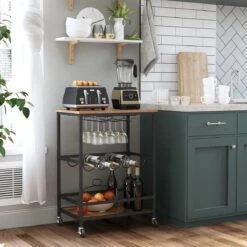 IN.HOMEXL Ashlo - Wijnkast Op Wielen - Wijnrek Metaal - Hout - Industrieel Kast - Voor 9 Flessen - 60 X 40 X 75 Cm - Hout - Bruin/ Zwart -Kookgerei Koning Verkoop 1200x1200 6158