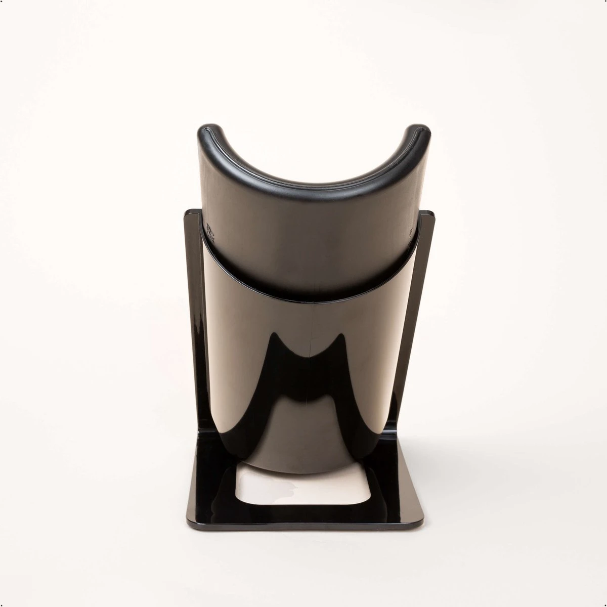 Seizoenstunter - Wijnkoeler - Innovatieve Koeler - Inclusief Koelelement - Zwart 4 Seizoenstunter - Wijnkoeler - Innovatieve Koeler - Inclusief Koelelement - Zwart - Afbeelding 4