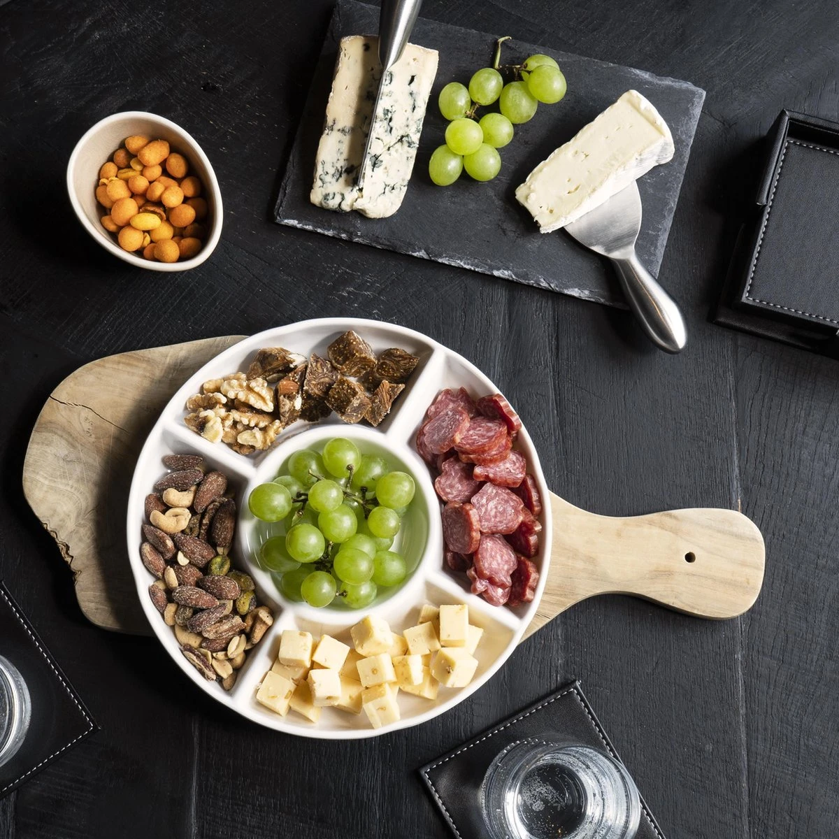 Krumble Tapasbord Met 5 Vakken / Servies / Borden / Hapjesbord / Serveerschalen / Serveerborden / Gourmetbord - Wit 5 Krumble Tapasbord Met 5 Vakken / Servies / Borden / Hapjesbord / Serveerschalen / Serveerborden / Gourmetbord - Wit - Afbeelding 5