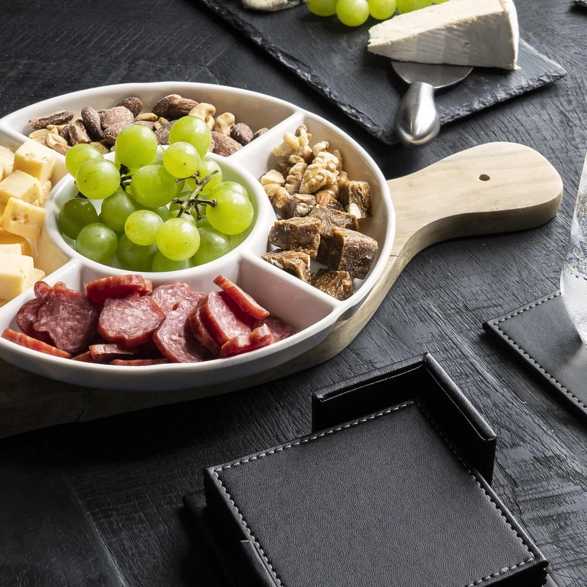 Krumble Tapasbord Met 5 Vakken / Servies / Borden / Hapjesbord / Serveerschalen / Serveerborden / Gourmetbord - Wit 6 Krumble Tapasbord Met 5 Vakken / Servies / Borden / Hapjesbord / Serveerschalen / Serveerborden / Gourmetbord - Wit - Afbeelding 6