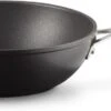 Le Creuset Wokpan - Met Steel - Les Forgées TNS - ø 26 Cm / 3.4 Liter - Standaard Anti-aanbaklaag