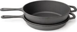 Nuovva 2-in-1 Gietijzeren Steelpan En Braadpan Of Grillplaat Met Dubbel Functie Koekenpan Deksel - 3 Liter - 26cm 6 Nuovva 2-in-1 Gietijzeren Steelpan En Braadpan Of Grillplaat Met Dubbel Functie Koekenpan Deksel - 3 Liter - 26cm -Kookgerei Koning Verkoop 1200x505 7
