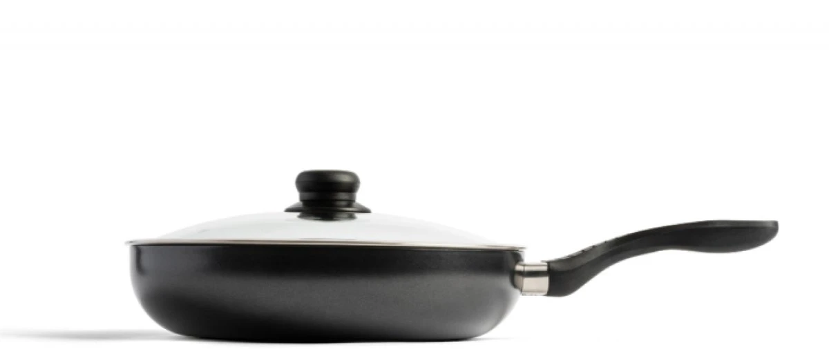 BK Easy Basic Ceramic Hapjespan Ø 28 Cm - Met Glazen Deksel - PFAS-vrij 1 BK Easy Basic Ceramic Hapjespan Ø 28 Cm - Met Glazen Deksel - PFAS-vrij