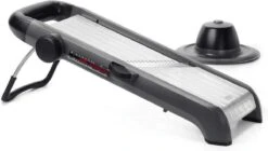 OXO Good Grips Mandoline Chef 2.0 -Kookgerei Koning Verkoop 1200x679 5