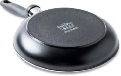 GreenPan Cambridge Hapjespan Met Deksel 24cm - Zwart - Inductie - PFAS-vrij 26 GreenPan Cambridge Hapjespan Met Deksel 24cm - Zwart - Inductie - PFAS-vrij -Kookgerei Koning Verkoop 1200x757 15