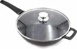 Cheffinger Wokpan Met Deksel - 32cm - Zwart - Pan - Keukenaccessoires -Kookgerei Koning Verkoop 1200x767 5