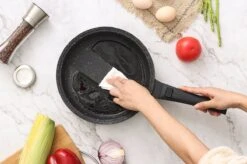 Swiss Pro+ | Set 14 Delige Pannenset | Inductie - Pannensets - Glazen Deksel - Met Afneembare Handgreep - Marmeren Interieur -PFAS-vrij | Black (Zwart) -Kookgerei Koning Verkoop 1200x799 131