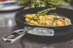 Demeyere Alu Pro Dura Glide Koekenpan - Ø 24 & Ø 28cm - Titanium 15 Demeyere Alu Pro Dura Glide Koekenpan - Ø 24 & Ø 28cm - Titanium -Kookgerei Koning Verkoop 1200x799 182