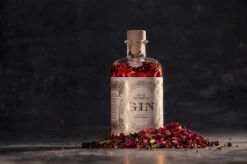 DIY Gin - Edition Pink Citrus - Maak Je Eigen Gin Voor Een Heerlijke Gin Tonic - 500ml 8 DIY Gin - Edition Pink Citrus - Maak Je Eigen Gin Voor Een Heerlijke Gin Tonic - 500ml -Kookgerei Koning Verkoop 1200x799 261