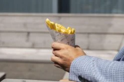 Papieren Frietzak | Krant Print | 50 St. | Patatzak | Frietzakken | Puntzakken | Frietzakjes 6 Papieren Frietzak | Krant Print | 50 St. | Patatzak | Frietzakken | Puntzakken | Frietzakjes -Kookgerei Koning Verkoop 1200x800 223