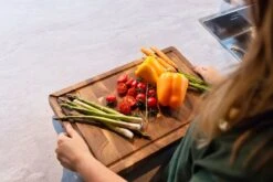 101Products Acacia Houten Snijplank Met Handvatten - Extra Groot - 45x30x(H)3.5cm - Professioneel Hakblok - Serveerplank - Borrelplank - Tapasplank -Kookgerei Koning Verkoop 1200x800 306