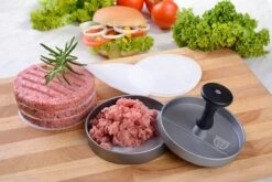 ProudProducts Hamburgerpers Met 100 Wax Papiertjes – Hamburgermaker – Hamburger Pers - BBQ Accesoires - RVS 18 ProudProducts Hamburgerpers Met 100 Wax Papiertjes – Hamburgermaker – Hamburger Pers - BBQ Accesoires - RVS -Kookgerei Koning Verkoop 1200x800 348